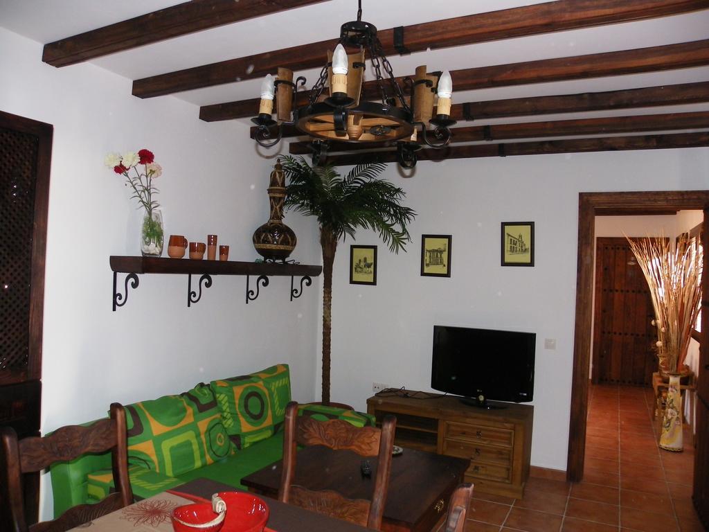 Apartamentos Fuente La Teja & Spa Los Llanos De Aridane Kamer foto