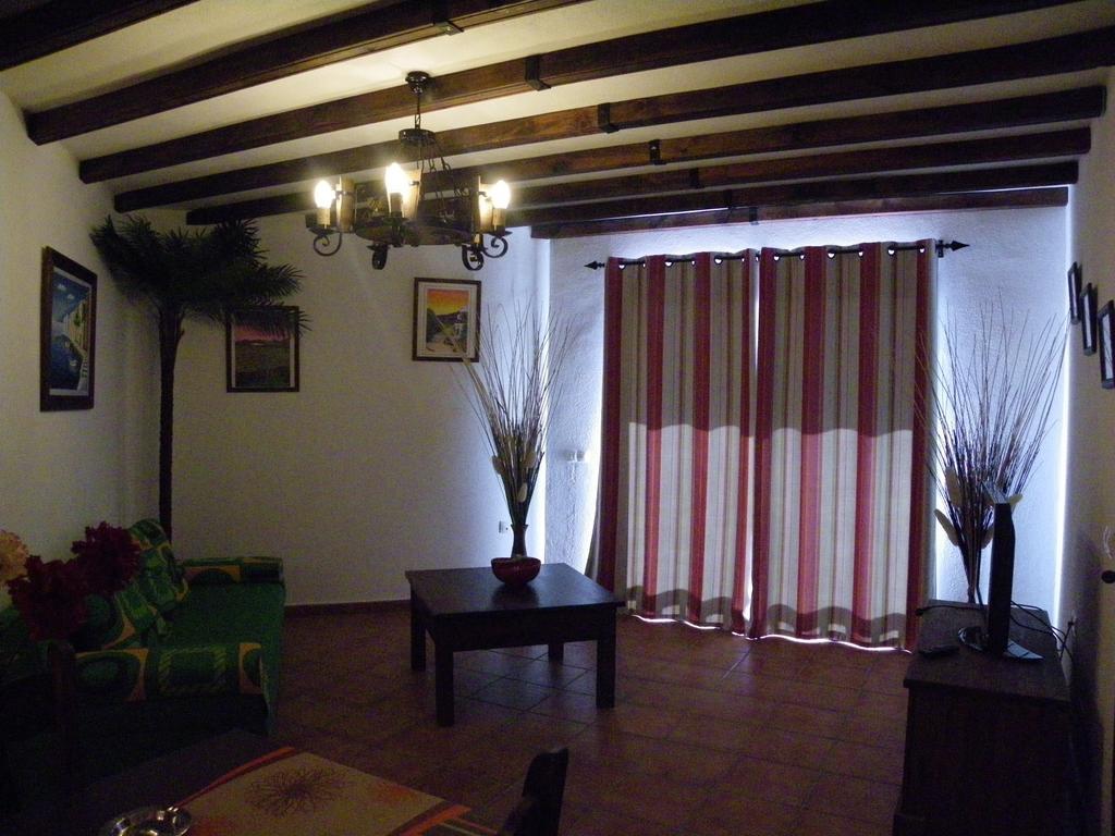Apartamentos Fuente La Teja & Spa Los Llanos De Aridane Kamer foto